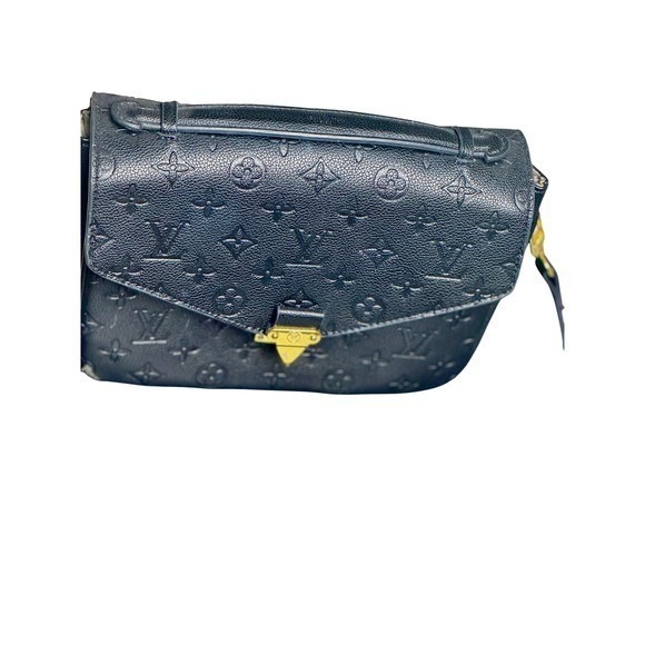 Louis Vuitton Black Monogram Leather Shoulder Bag Flap Gold Hardware‎
